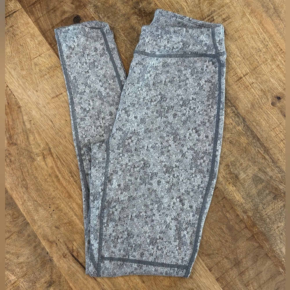 Gymshark Fleur Leggings Small- Gray